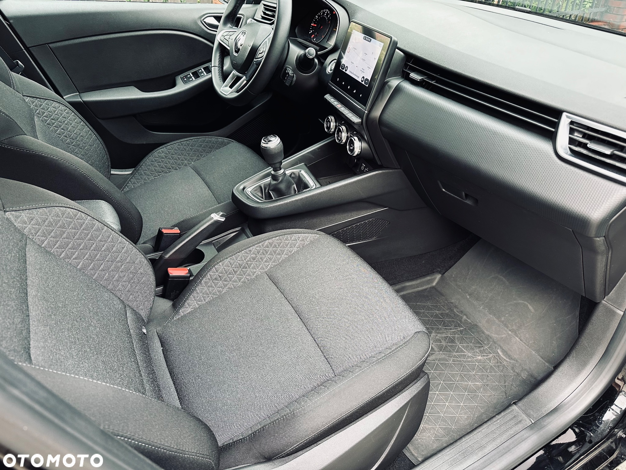 Renault Clio - 15