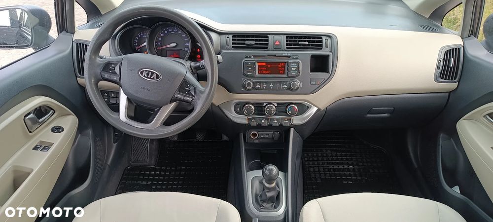 Kia Rio 1.2 Business Line - 10