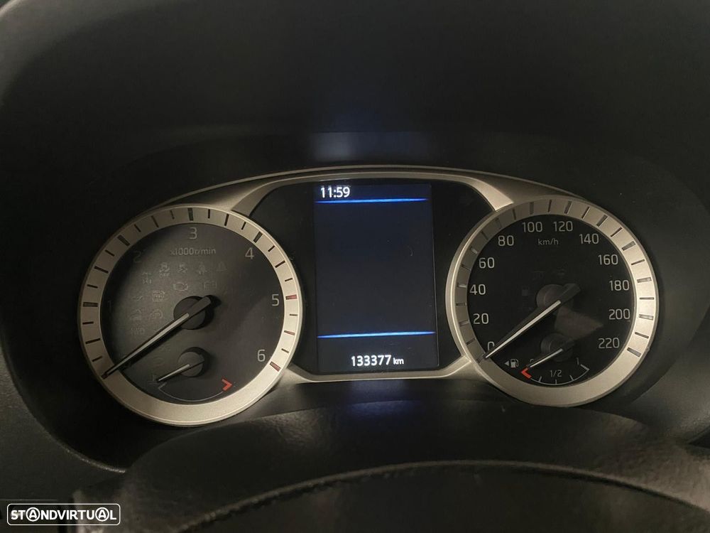 Nissan Navara 2.3 dCi CD 4WD N-Connecta - 21