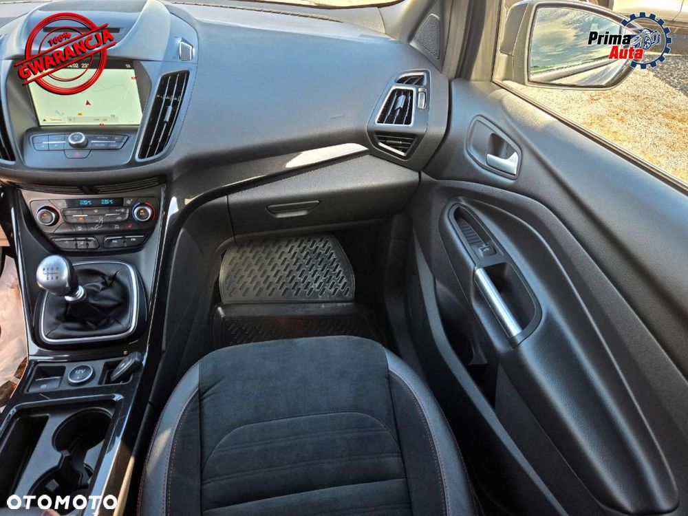 Ford Kuga 1.5 EcoBoost 2x4 ST-Line - 28