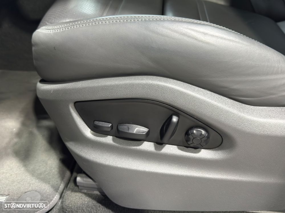 Porsche Cayenne E-Hybrid Platinum Edition - 27