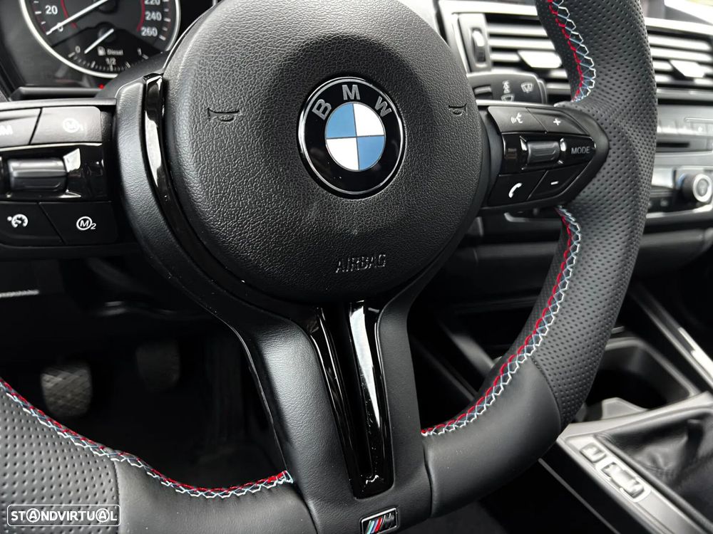 BMW 120 d Pack M - 15