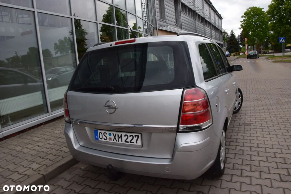 Opel Zafira 1.8 Easytronic Cosmo - 19
