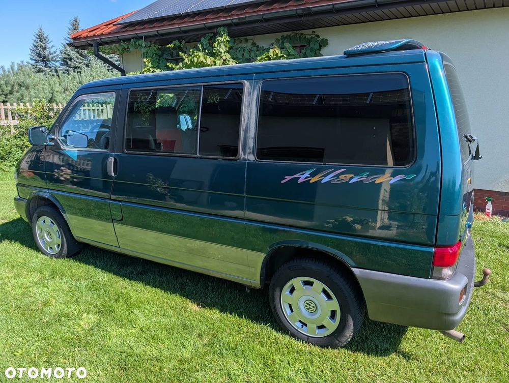 Volkswagen Multivan - 5