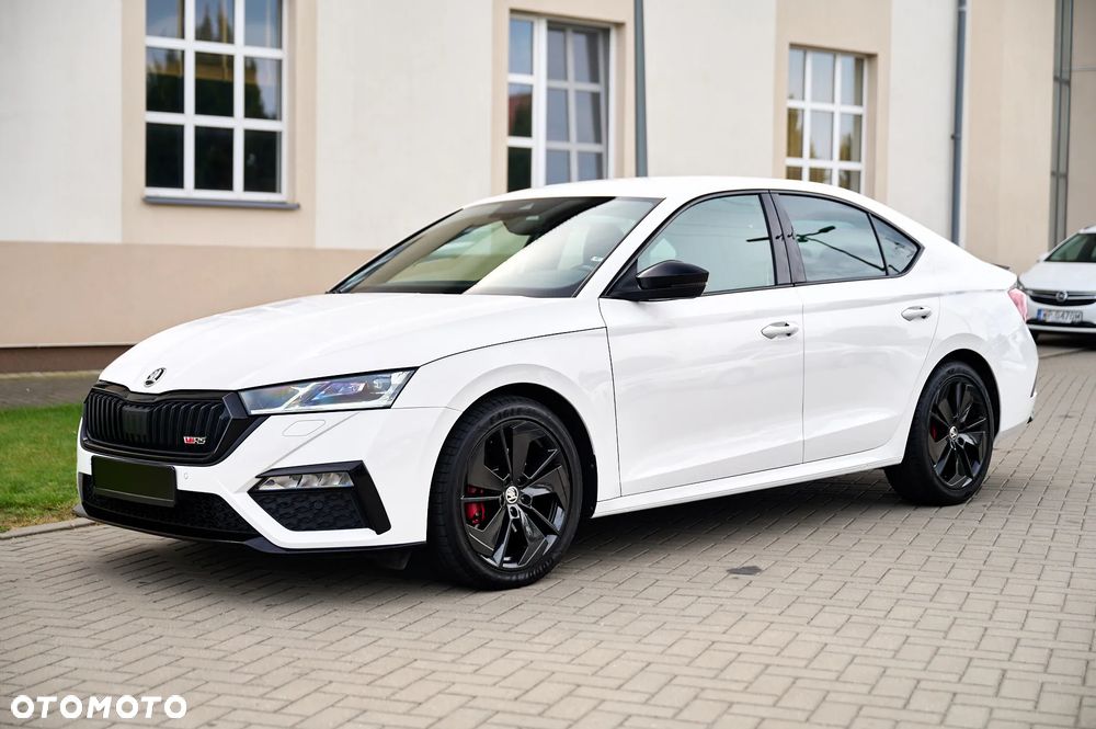 Skoda Octavia 2.0 TDI DSG RS - 2