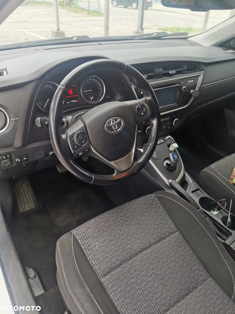 Toyota Auris - 8