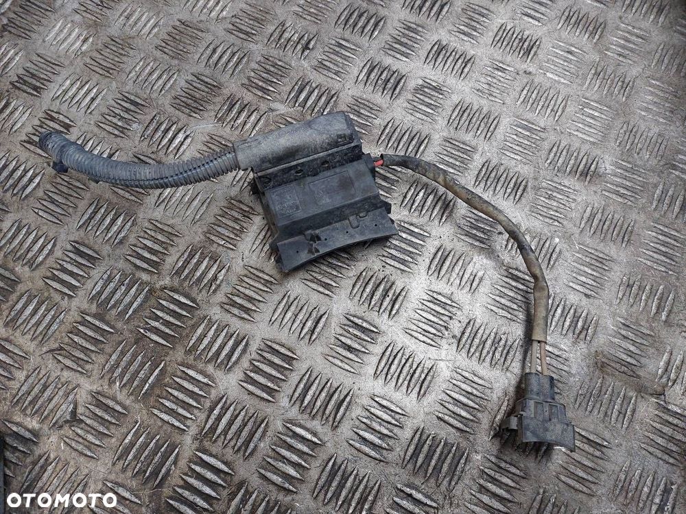 MODUŁ STEROWNIK WENTYLATORA OPEL VECTRA C 1.8 16V 1379151 - 1