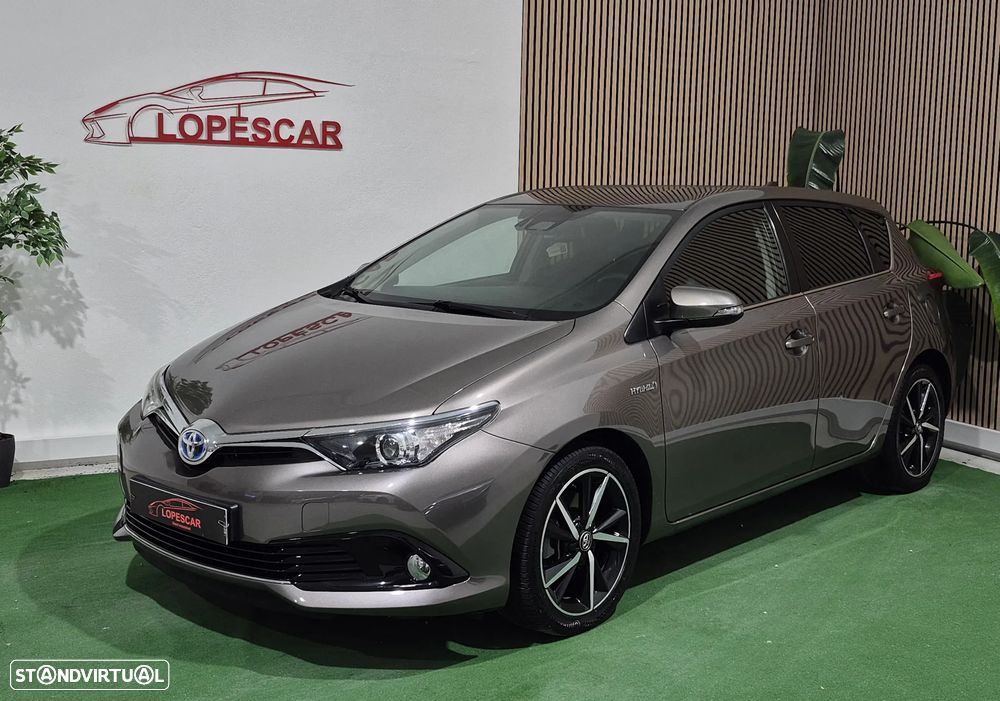 Toyota Auris 1.8 HSD Exclusive - 1