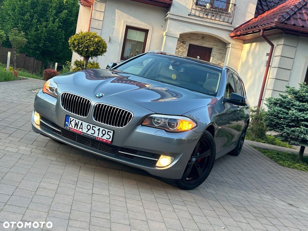 BMW Seria 5 520d Luxury Line