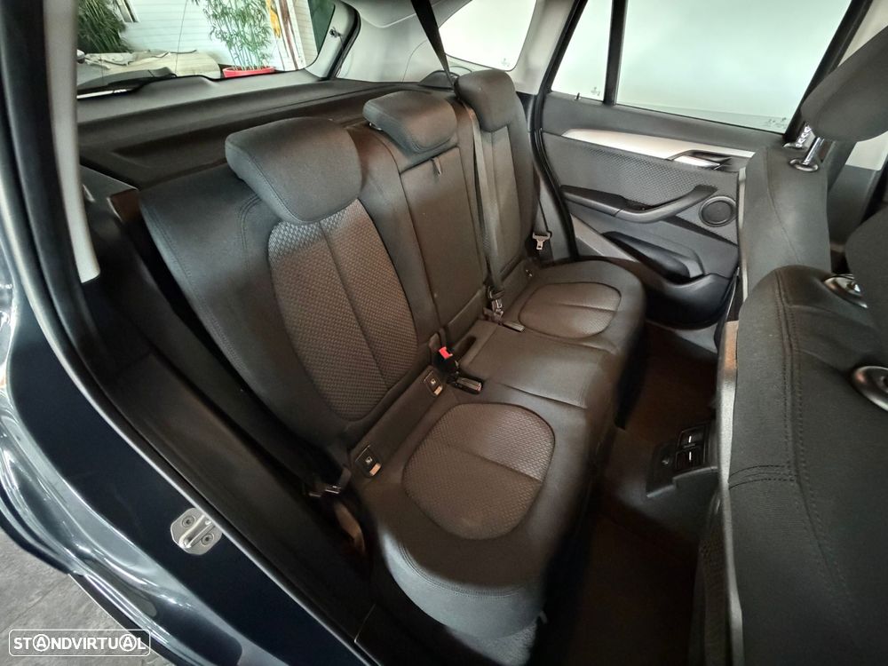 BMW X1 16 d sDrive Line Sport - 28