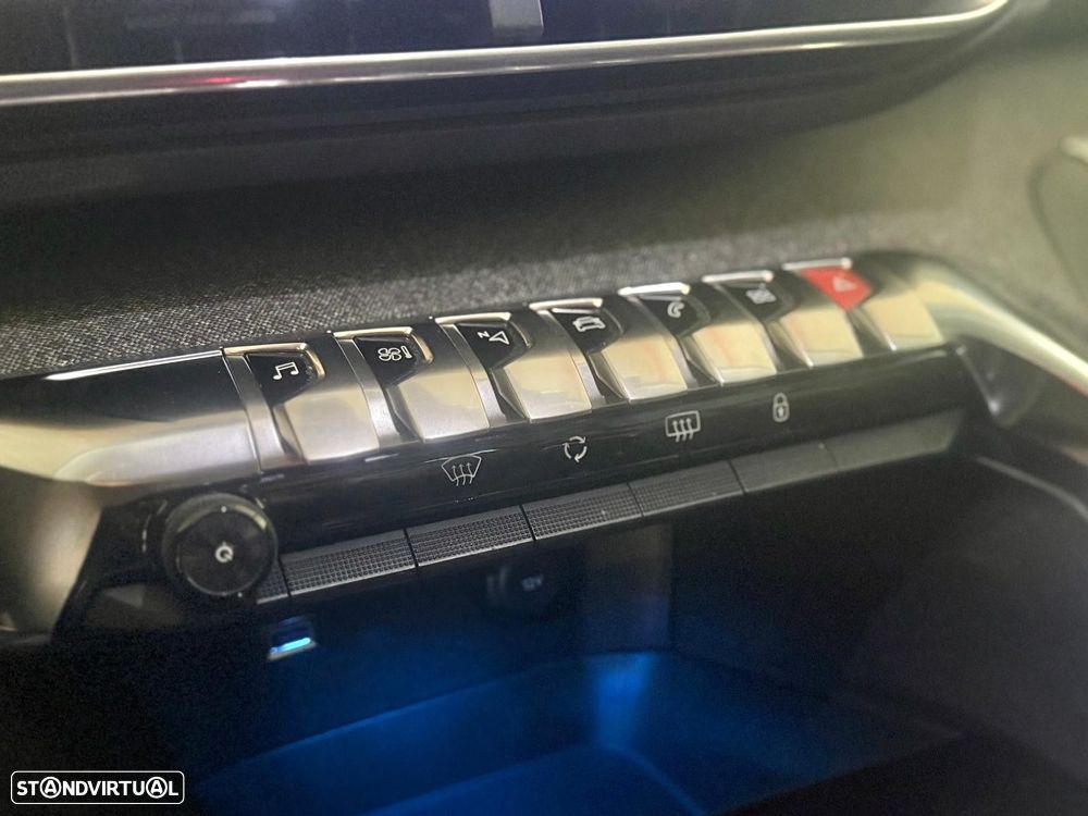 Peugeot 5008 1.6 BlueHDi Allure J18 - 21