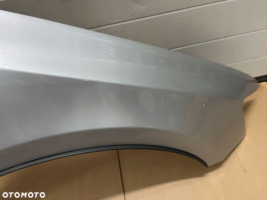 BŁOTNIK AUDI Q5 8R0 BŁOTNIK AUDI Q5 LIFT 8R0 PRAWY IDEALNY - 4