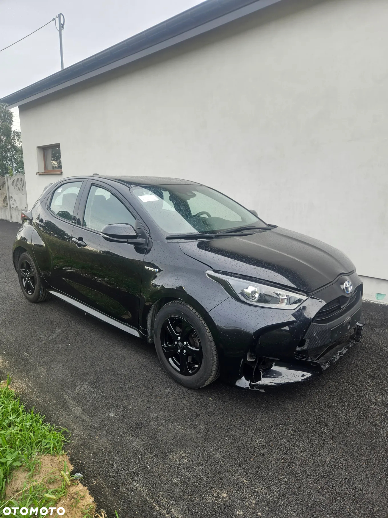Toyota Yaris Hybrid 100 Active - 12