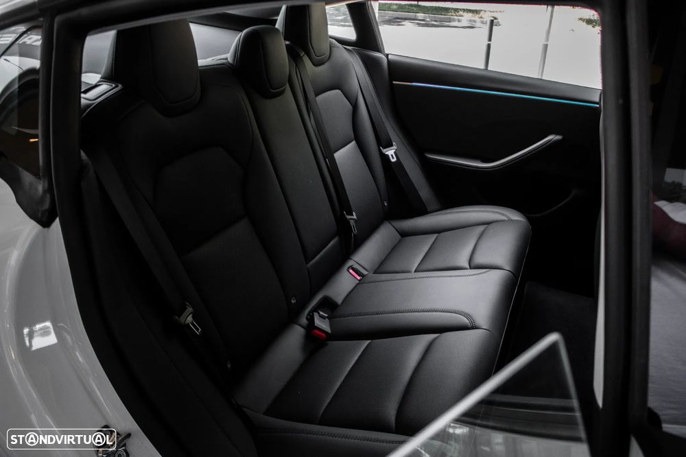 Tesla Model 3 Standard Range Plus RWD - 28