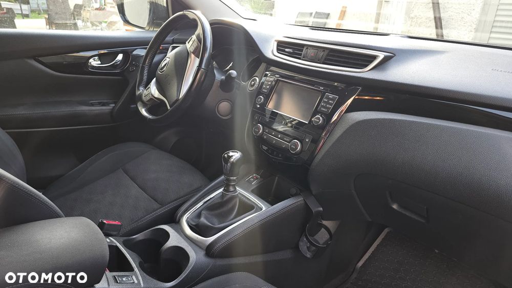 Nissan Qashqai 2015 photo 5