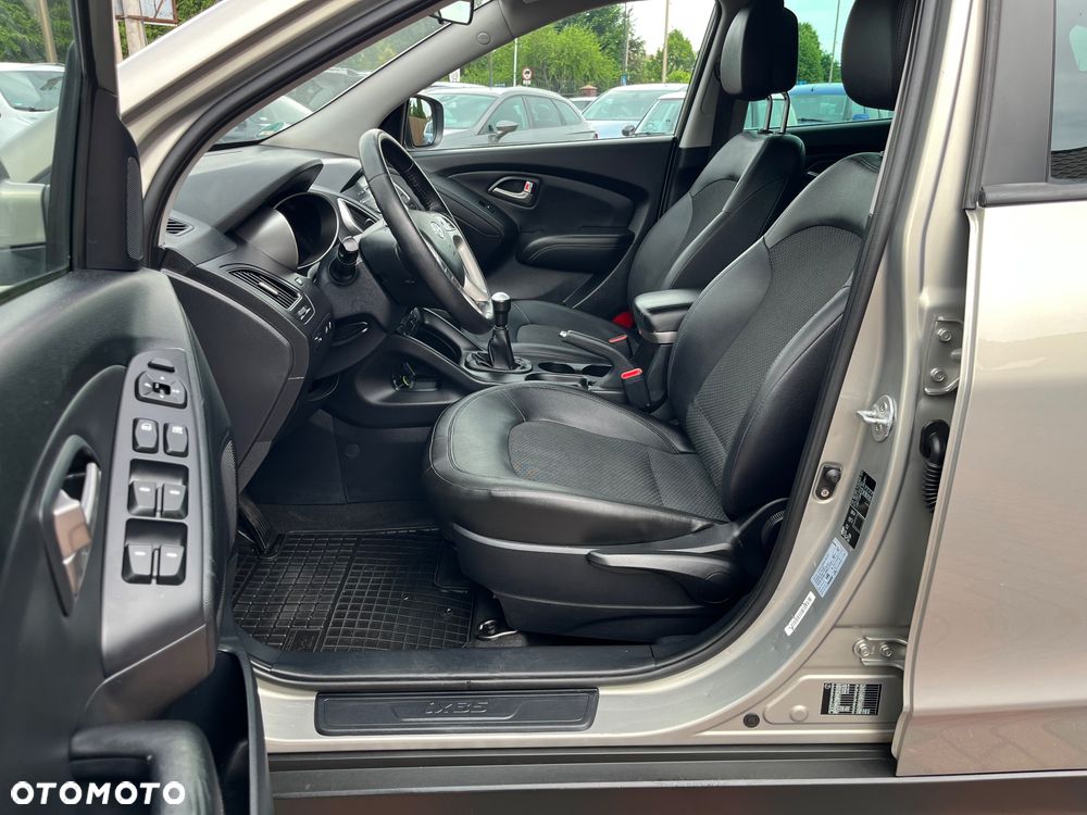 Hyundai ix35 2.0 2WD Style - 16