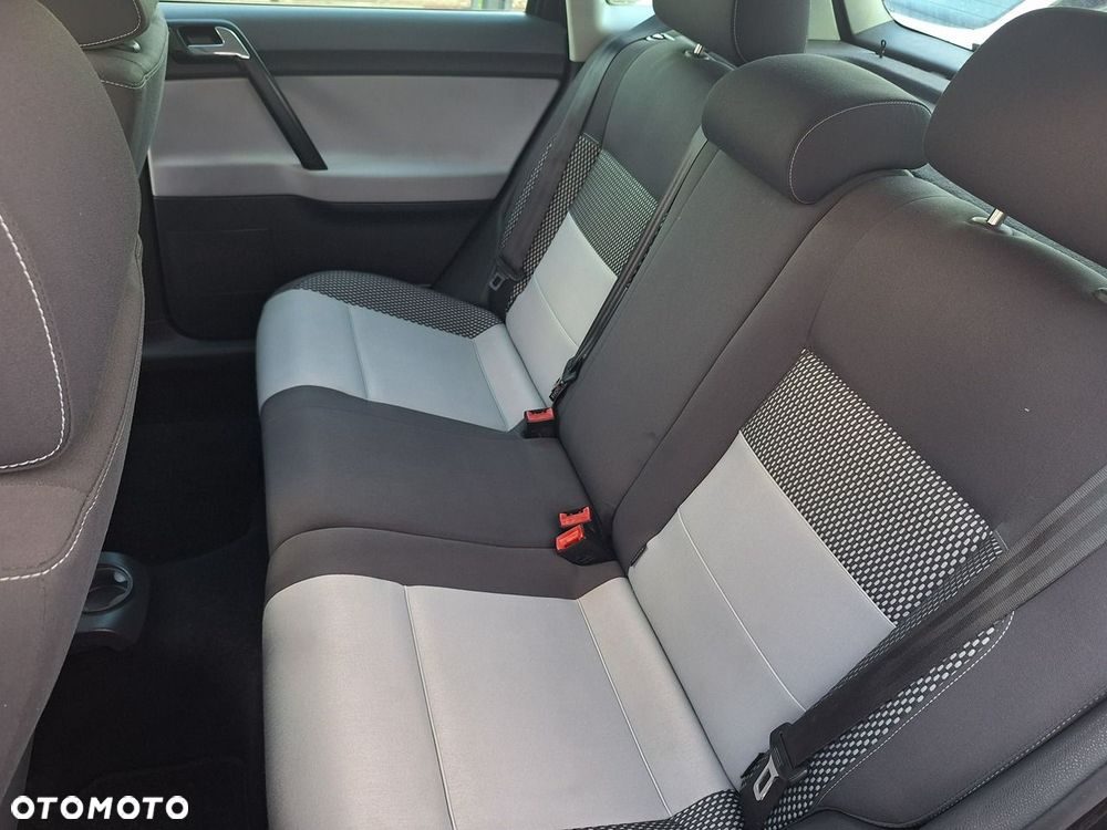 Volkswagen Polo Cross - 10