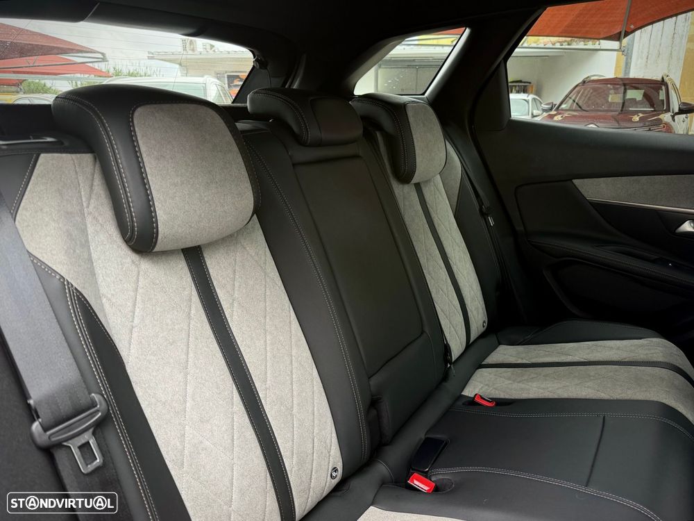 Peugeot 3008 1.6 Hybrid4 GT e-EAT8 - 9
