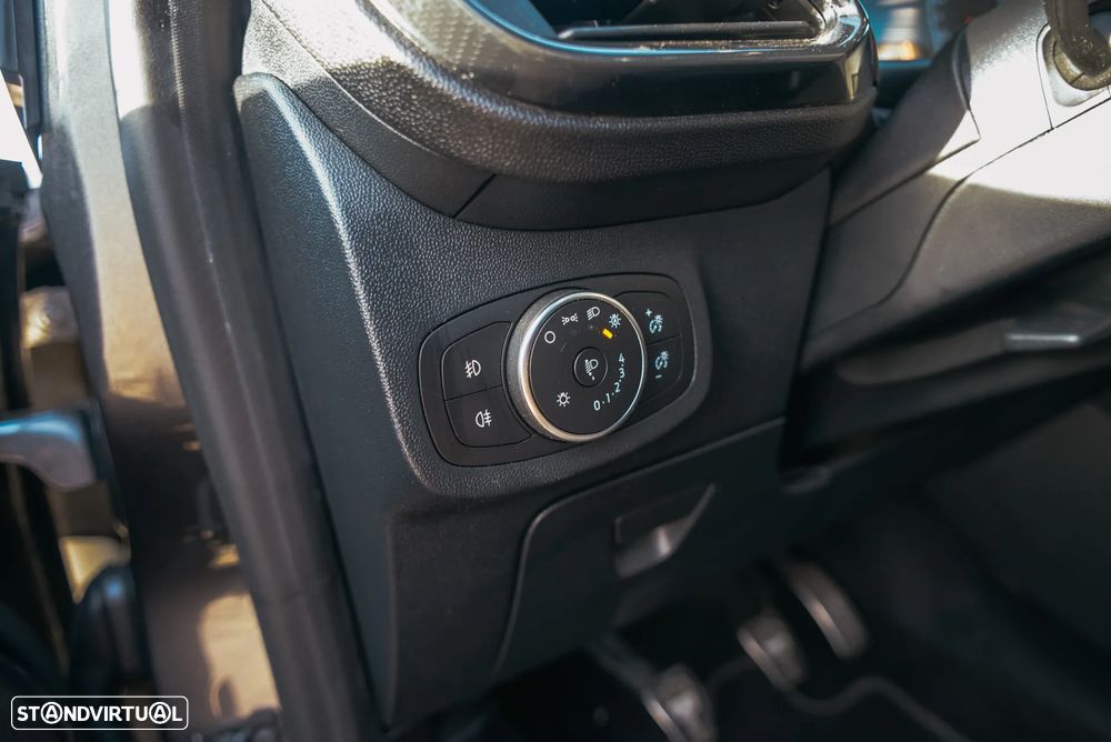 Ford Fiesta 1.5 EcoBoost S&S ST X - 25