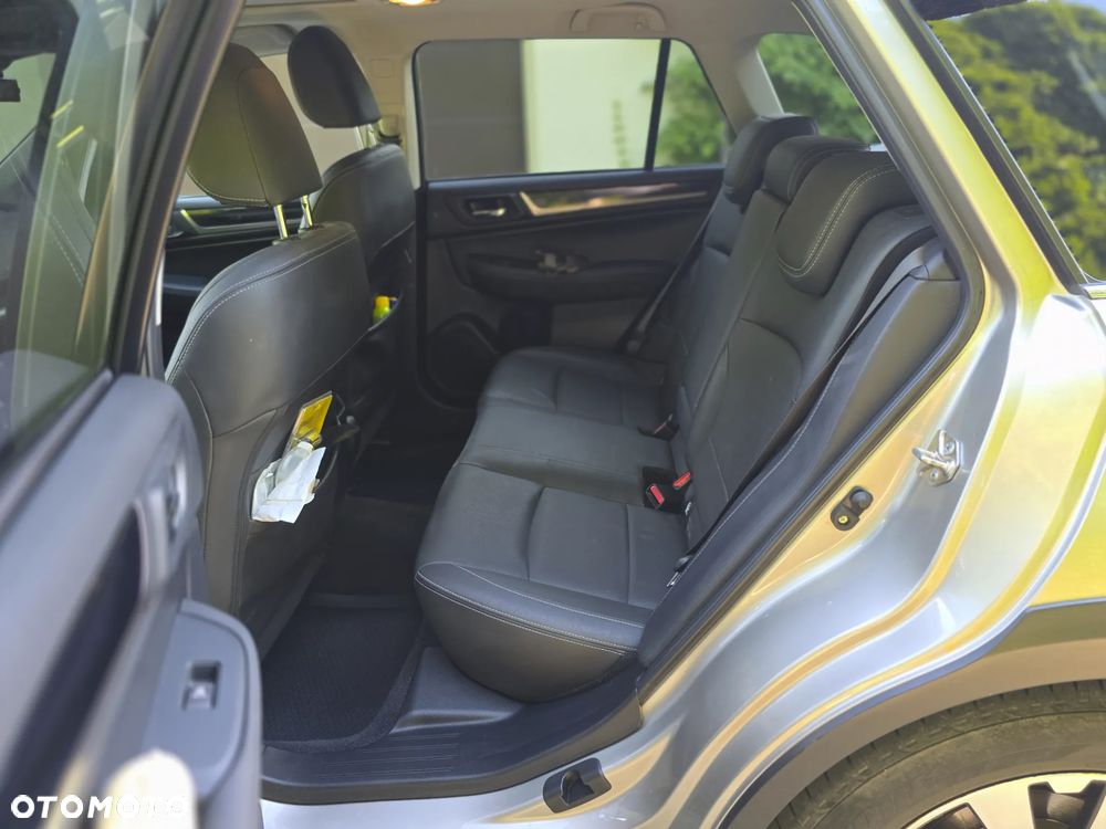 Subaru Legacy 2.5i Comfort Navi - 18