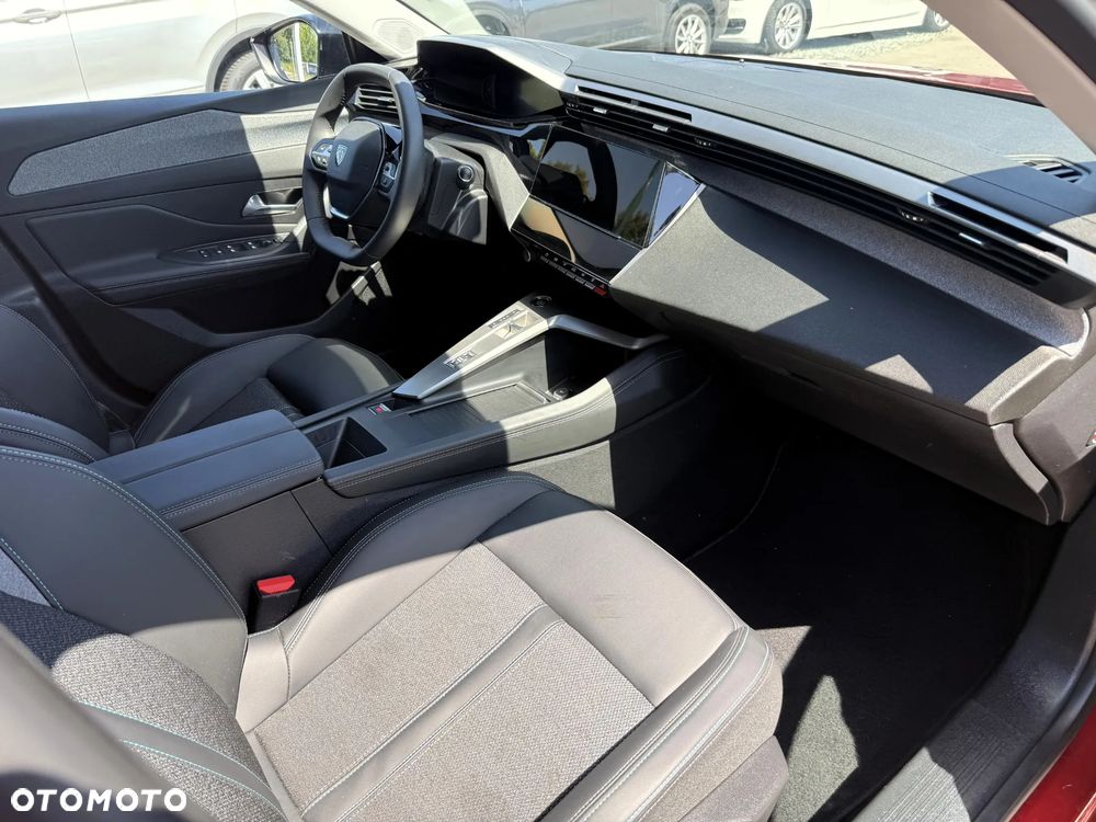 Peugeot 308 BlueHDi 130 EAT8 Allure Pack - 11