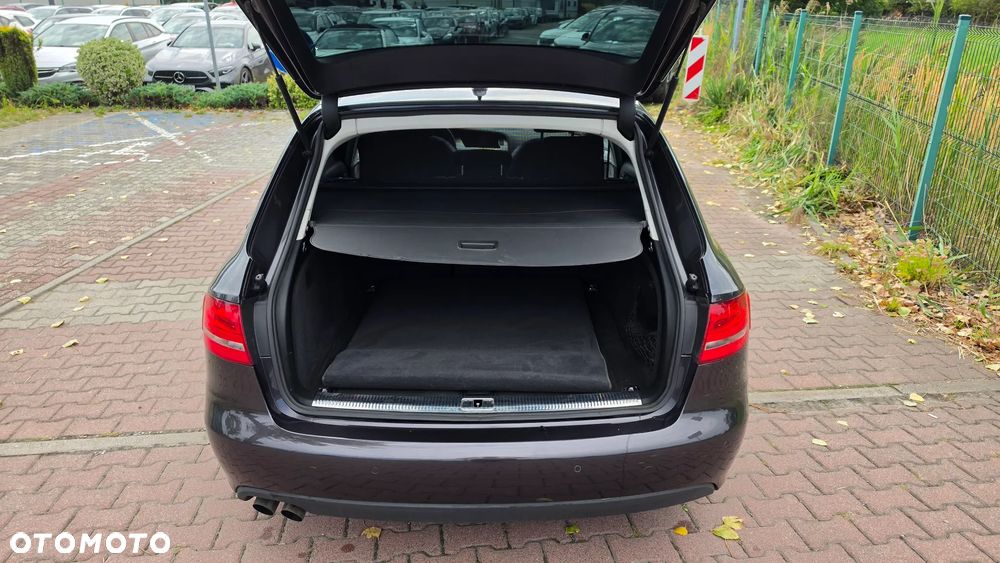 Audi A4 Avant - 15