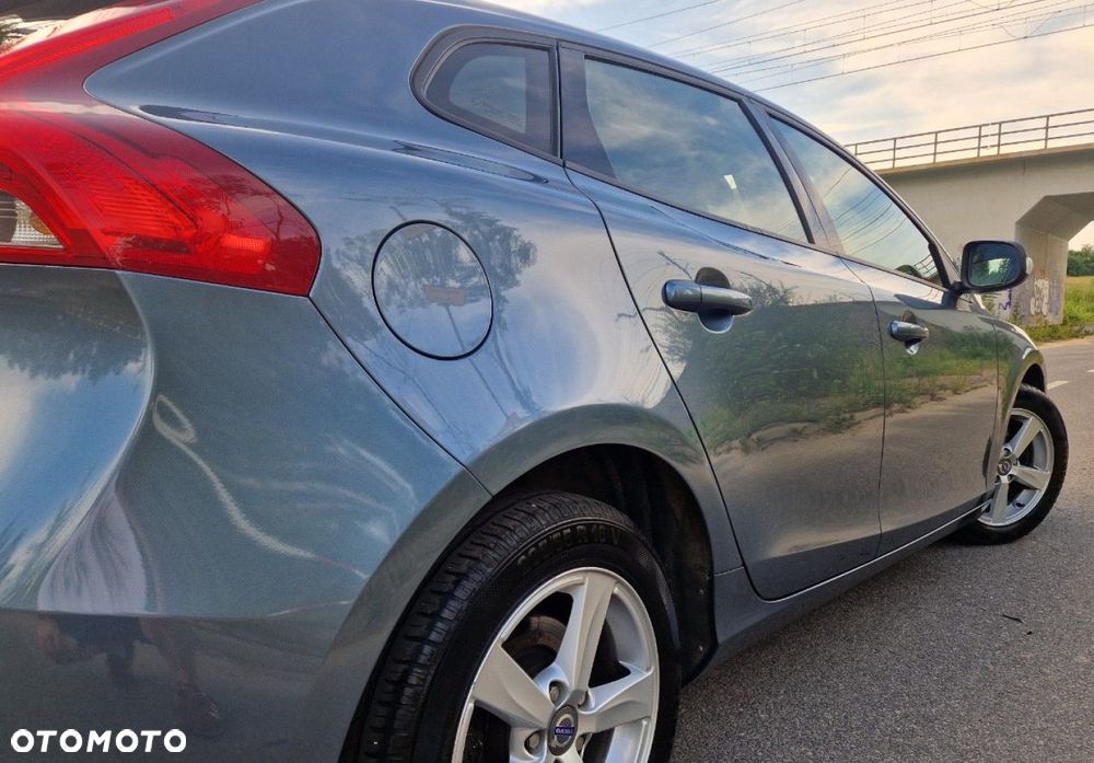 Volvo V40 T2 You - 19