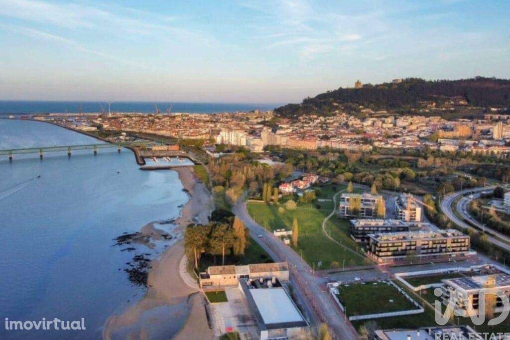 Apartamento T3 em Viana do Castelo (Santa Maria Maior e Monserrate) e - Grande imagem: 4/17