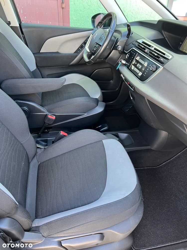 Citroën C4 Grand Picasso - 12