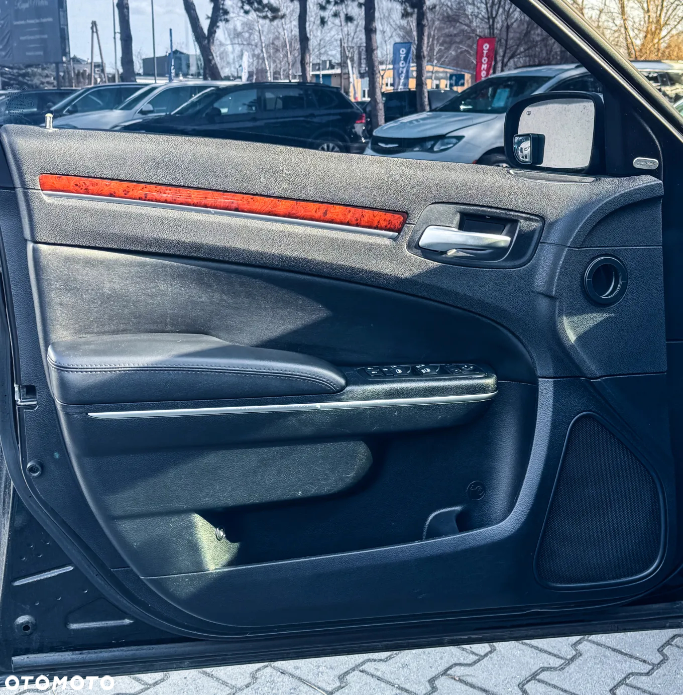 Chrysler 300 - 15