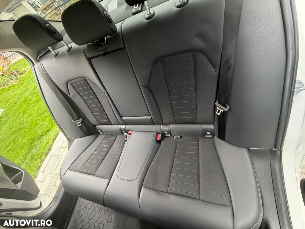 BMW Seria 3 330e Aut. M Sport - 21