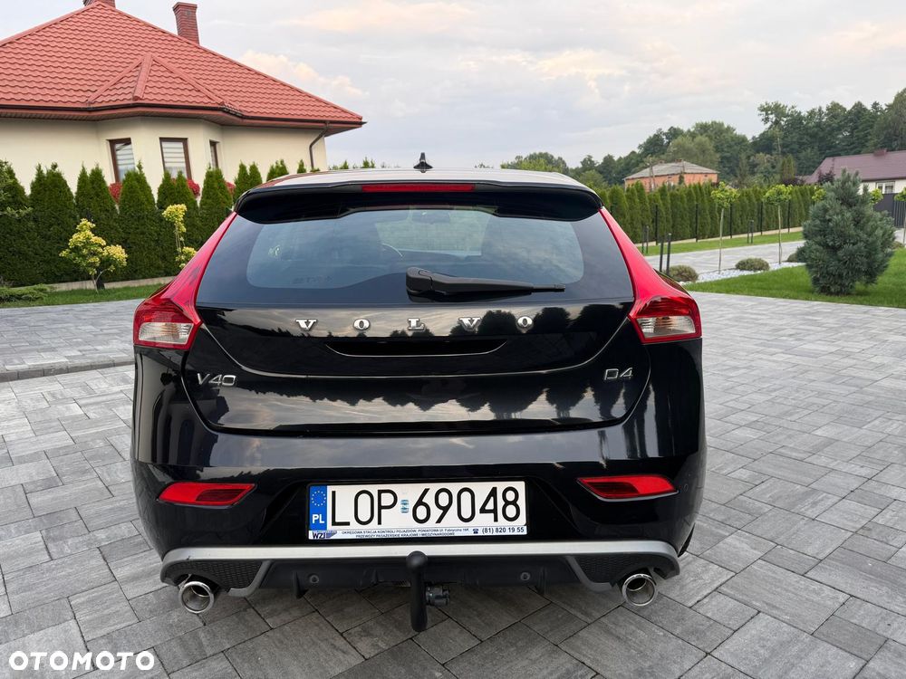 Volvo V40 D4 Drive-E R-Design Summum - 10