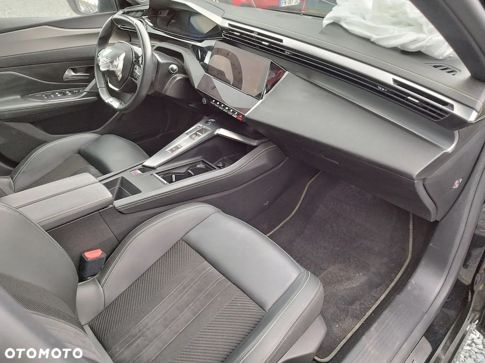 Peugeot 308 PureTech 130 GPF EAT8 Stop & Start GT - 12