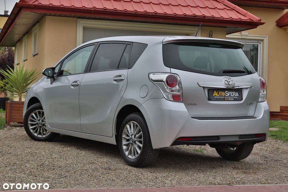 Toyota Verso 1.8 Premium 7os - 13