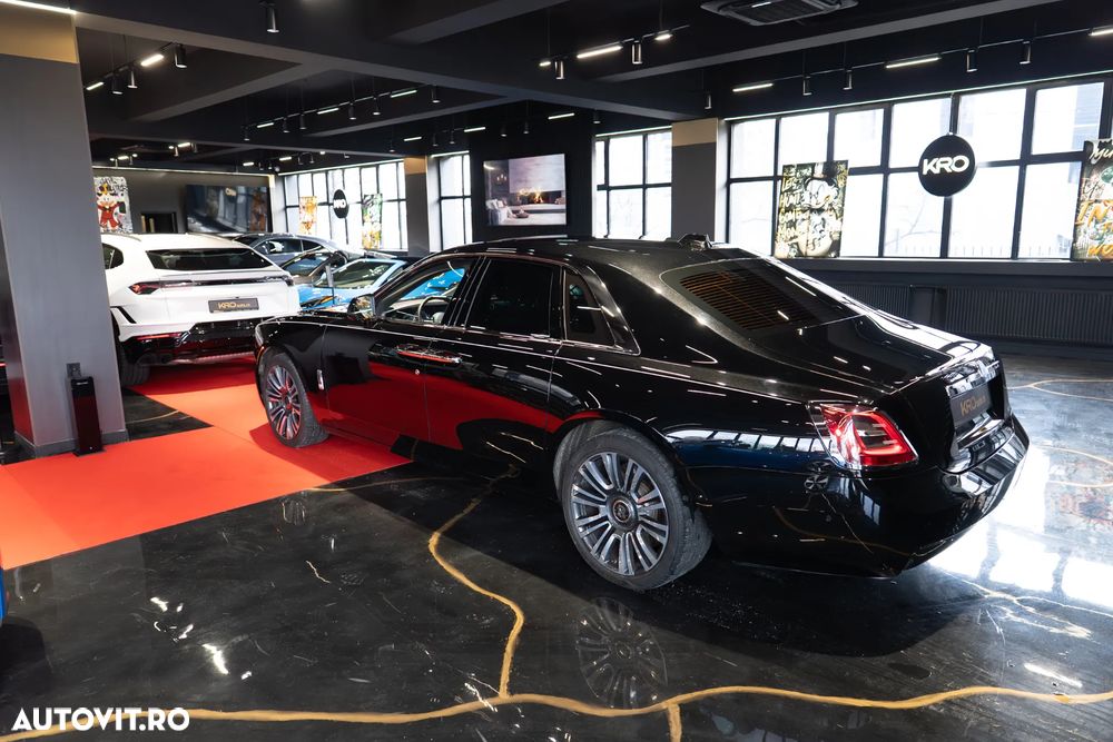 Rolls-Royce Ghost - 24