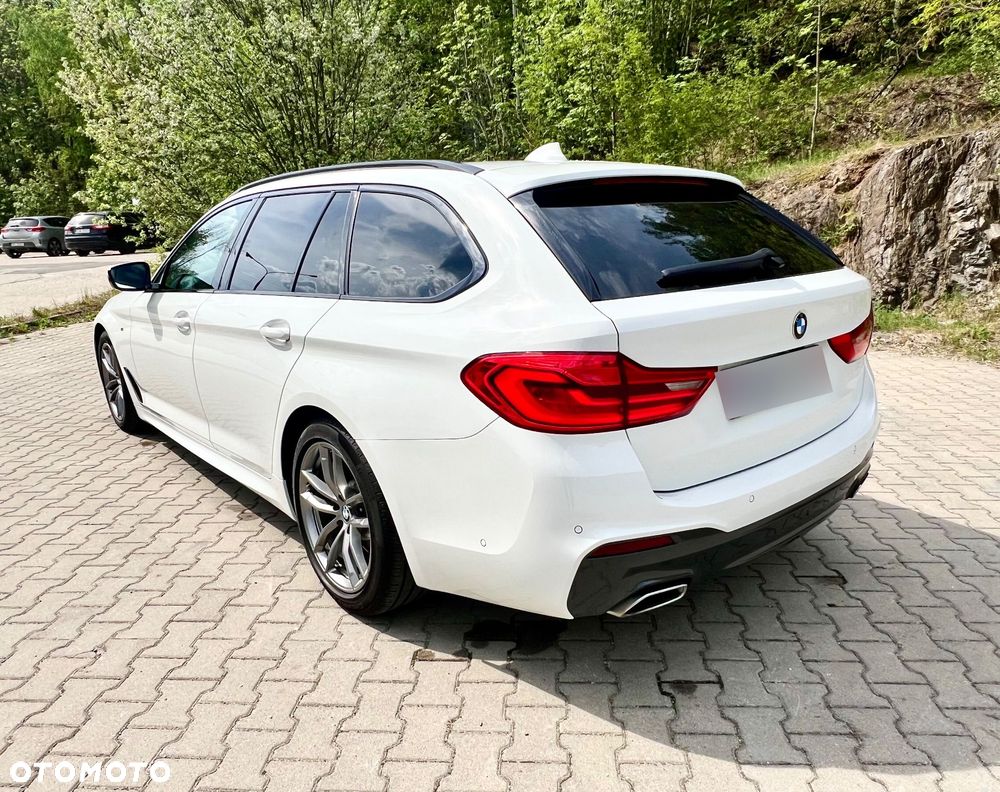 BMW Seria 5 520d xDrive M Sport Edition - 15