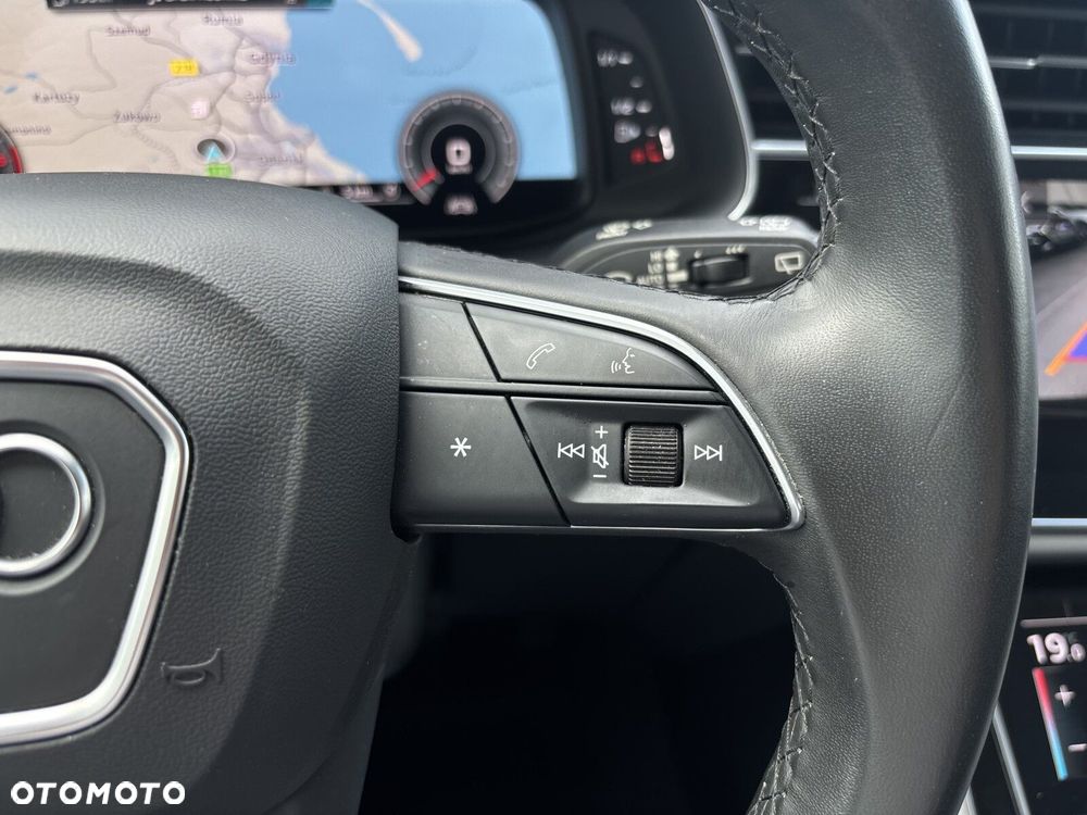 Audi Q8 - 15
