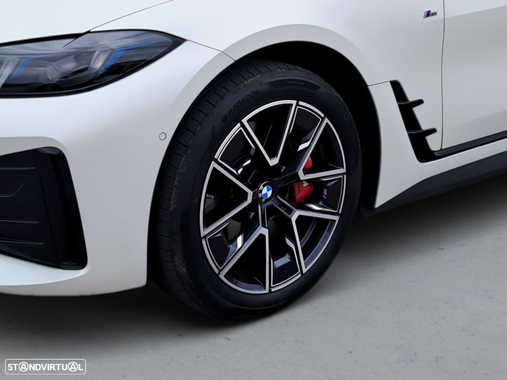 BMW i4 eDrive40 Pack Desportivo M - 4