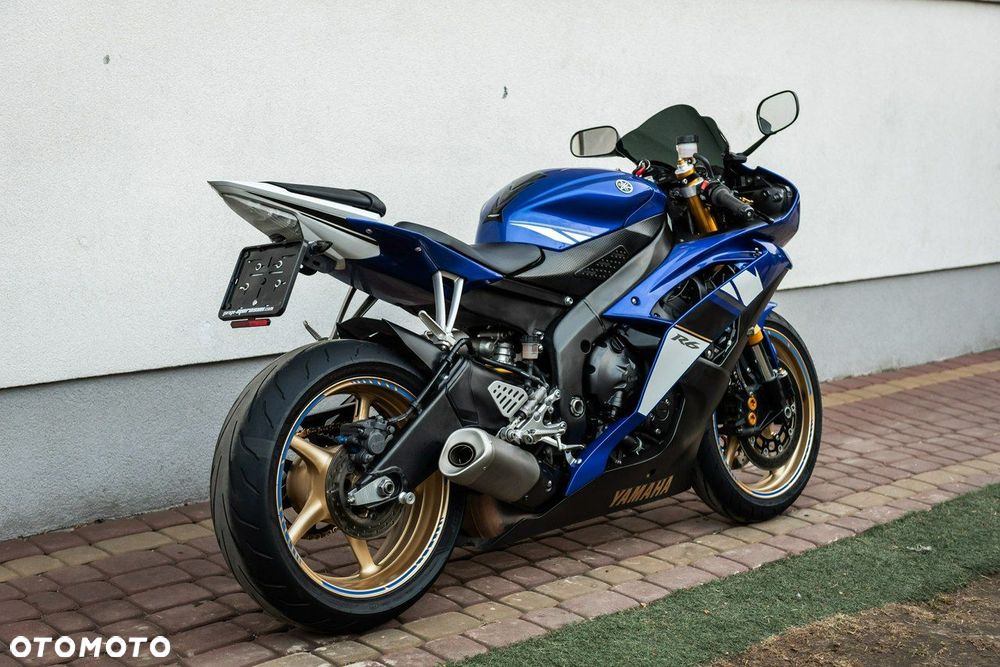Yamaha R6 - 4