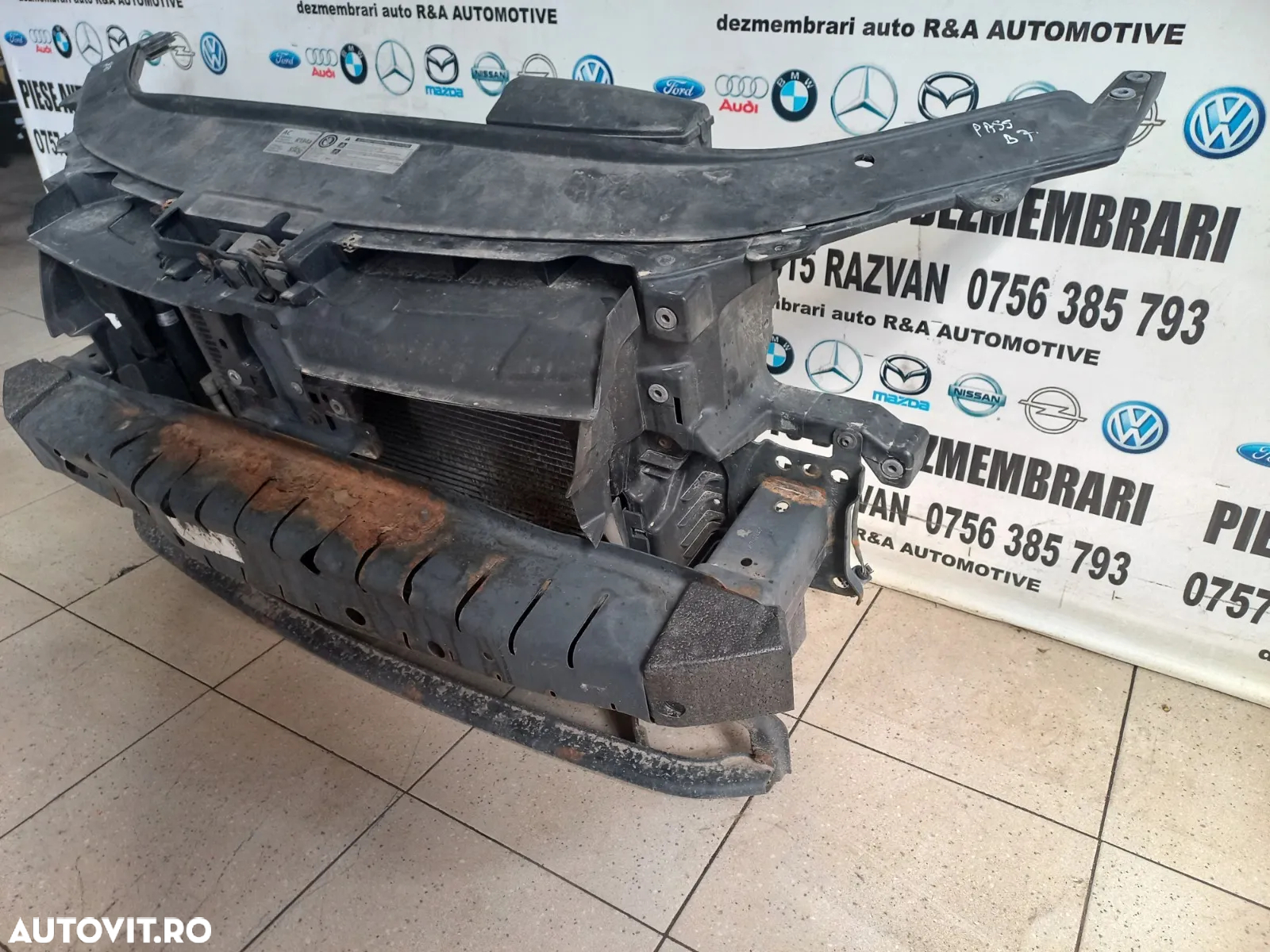 Trager Calandru fata complet Radiator Armatura Termocupla Vw Passat B7 An 2011-2012-2013 2014-2015 - 2