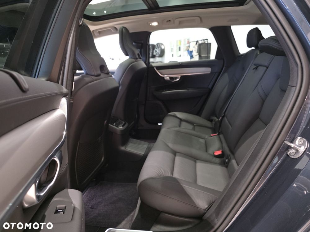 Volvo V90 - 19