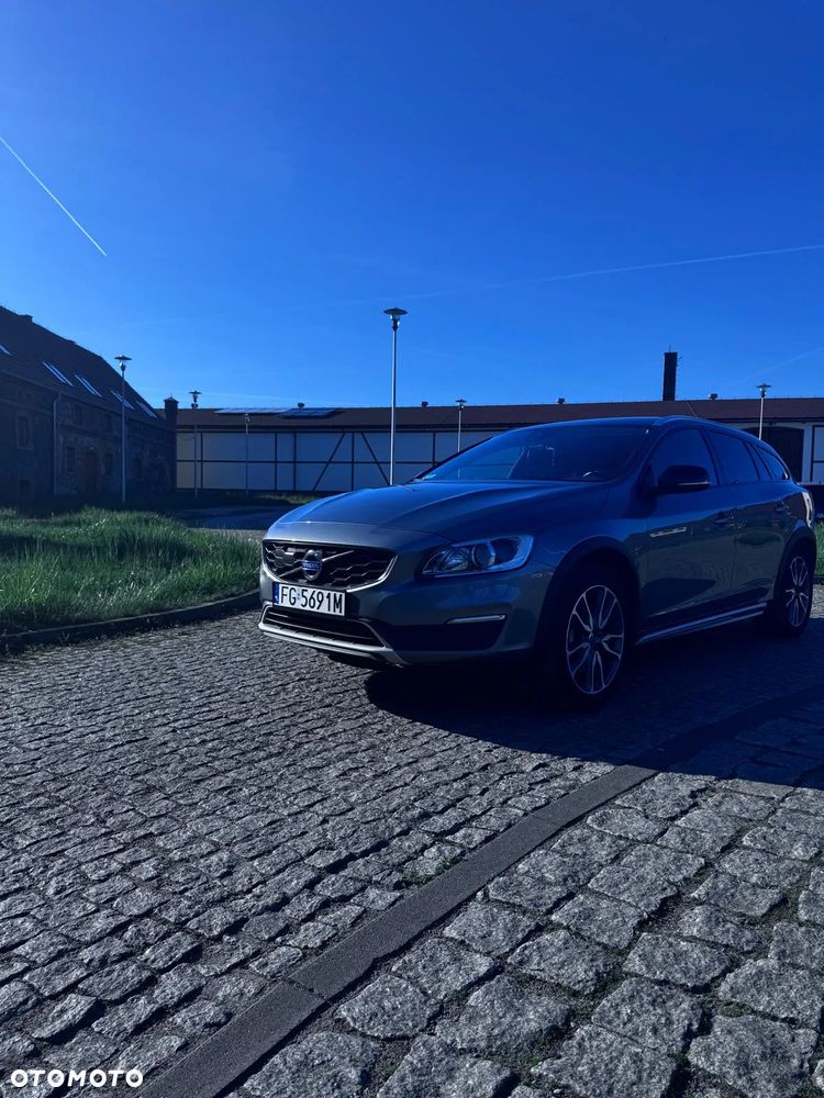 Volvo V60 Cross Country D3 Drive-E Summum - 6
