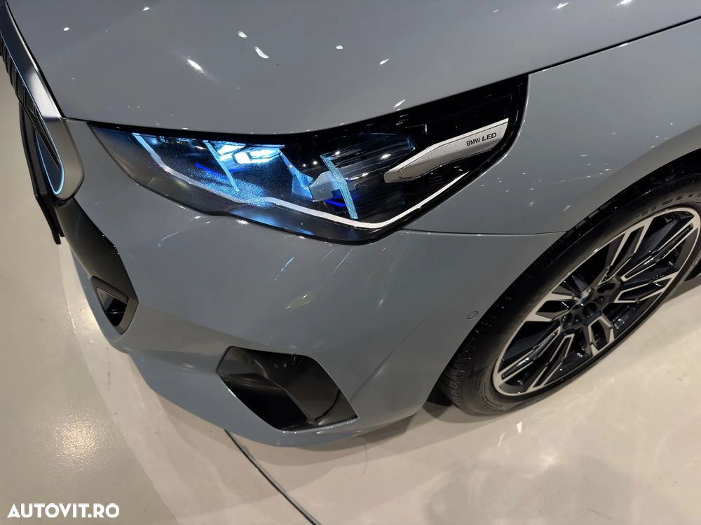 BMW Seria 5 520d xDrive Aut. - 32