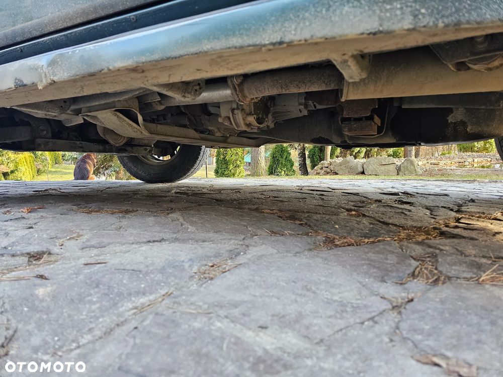 Mitsubishi Pajero - 29