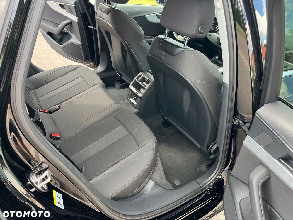 Audi A4 Avant 2.0 TDI S tronic quattro sport - 18