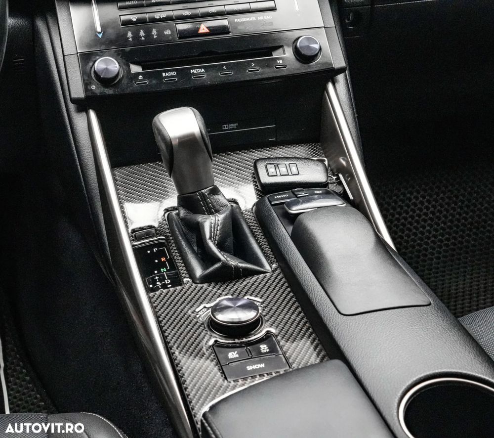Lexus Seria IS 300h Executive Plus - 20
