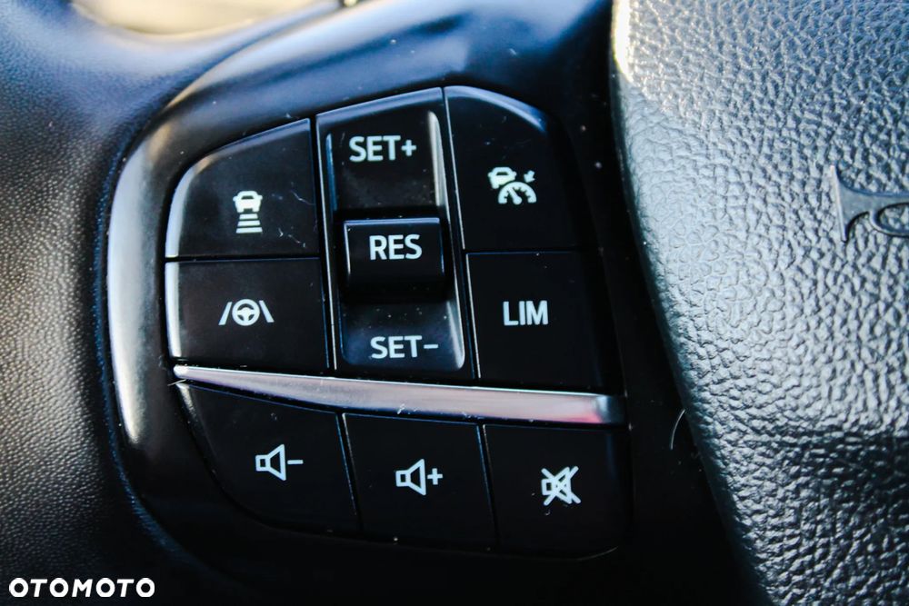 Ford Focus 1.5 EcoBlue Start-Stopp-System COOL&CONNECT - 35