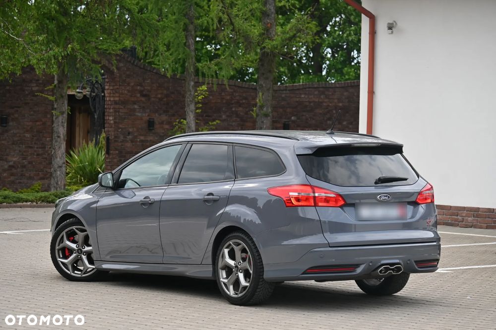 Ford Focus 2.0 TDCi ST-2 PowerShift - 6