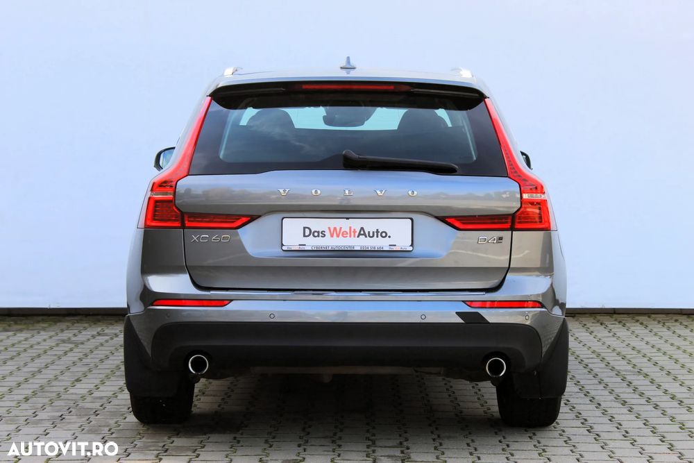 Volvo XC 60 D4 AWD Momentum - 4