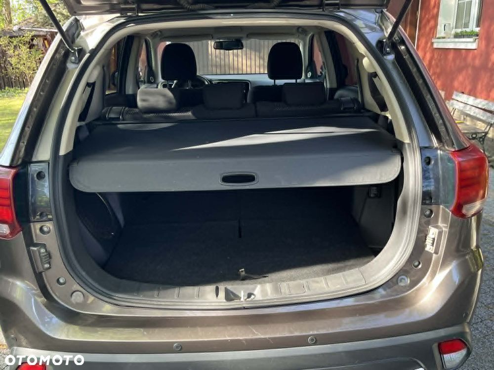 Mitsubishi Outlander 2.0 Intense Comfort 4WD CVT - 10